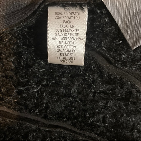 Simply Vera (Vera Wang) Black Faux Suede Jacket With Faux Fur Lining - Size M - Picture 8 of 10